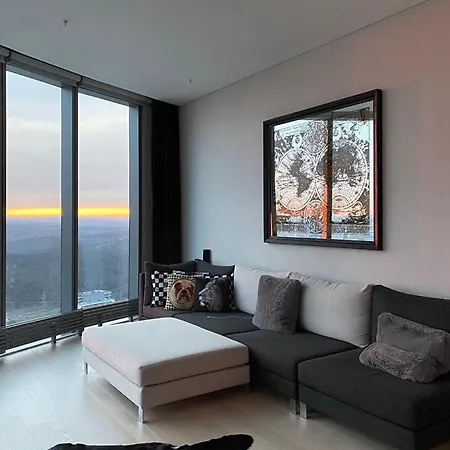Day Night Apartment *