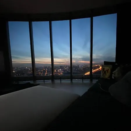 Day Night Apartment